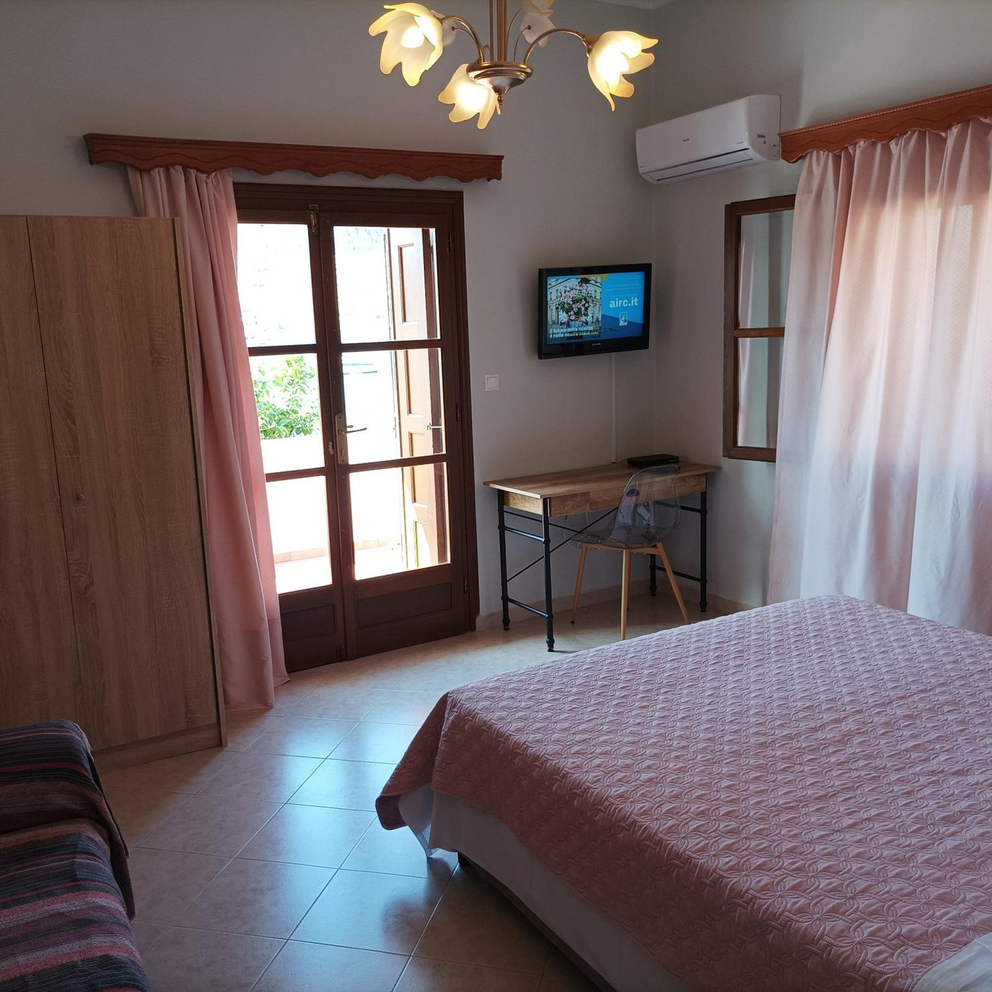 Pedi Breeze Apartman Szími Kültér fotó